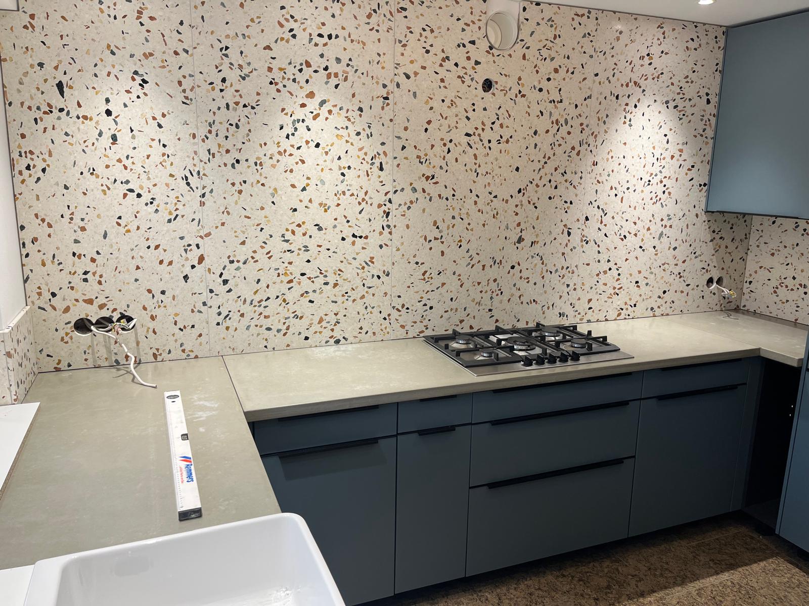 Darstellung Betonarbeitsplatte in einer Küche